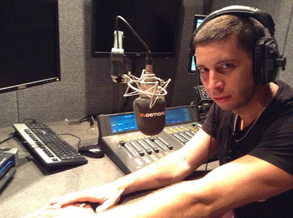 Elliot “Example” Gleave
