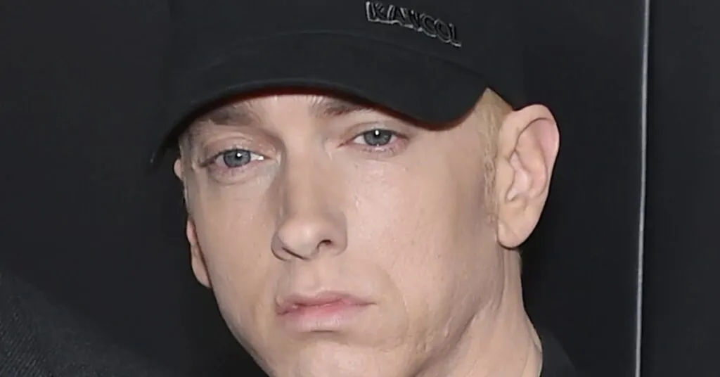 Eminem threatens to pee on BBC floor