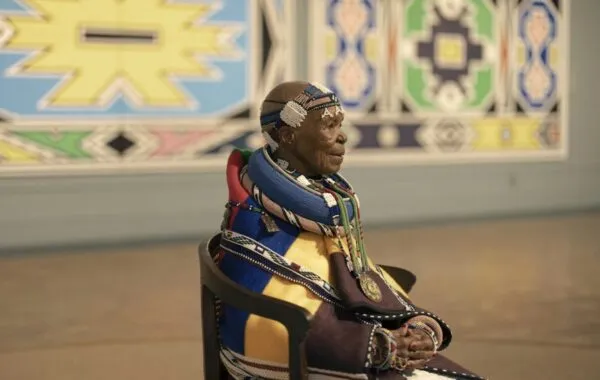 Dr Esther Mahlangu Designs Roll Royce Artworks