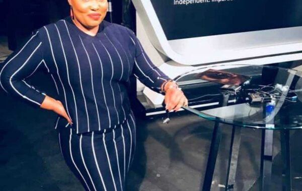 #IssaTwar – Afro Worldview’s Flo Letoaba vs. Moja Love’s Dr. Tlaleng