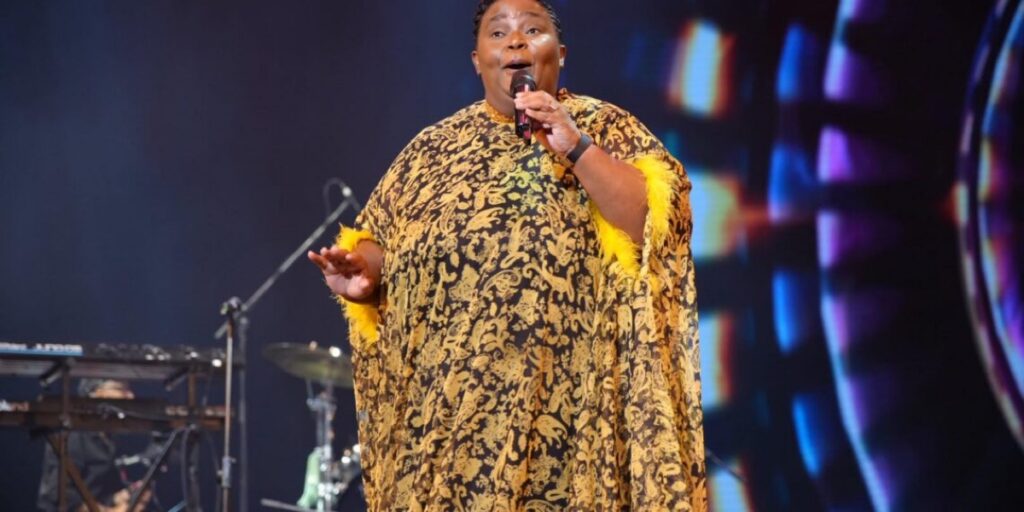 Is Hlengiwe A Scammer?