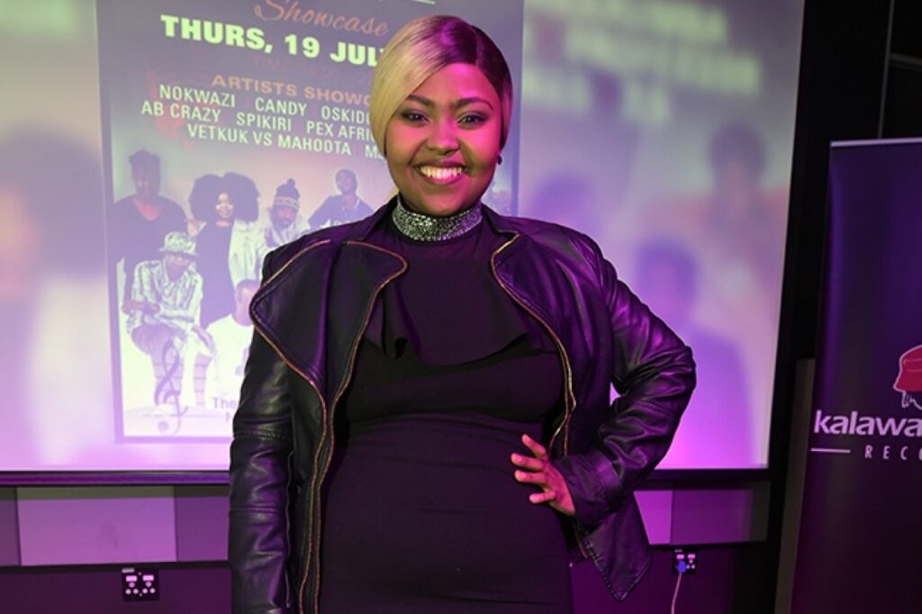 Itu Bokaba’s Breathtaking Maternity Shoot