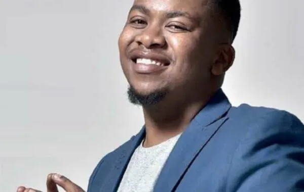 Are Tshepi Vundla And JR Engaged?