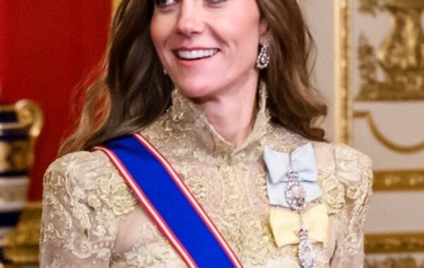 Cartoon: Kate’s royal slip!