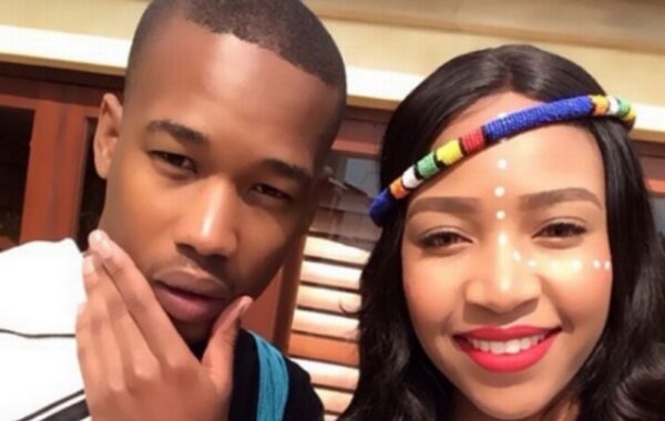 Fans open savings account for K2 and Blue