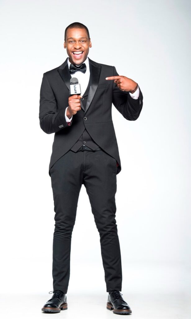 Kat Sinivasan pulls a Somizi