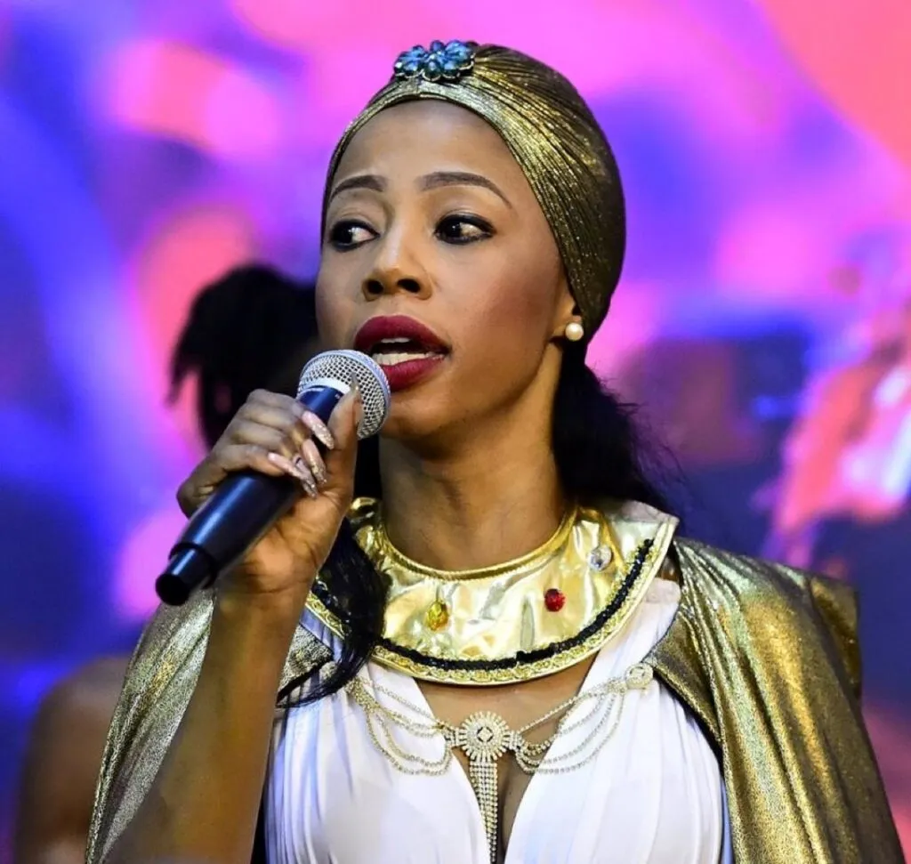 Kelly Khumalo Is Still The Boss