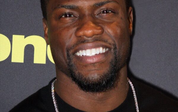 #NOHOMO: Kevin Hart refuses gay roles