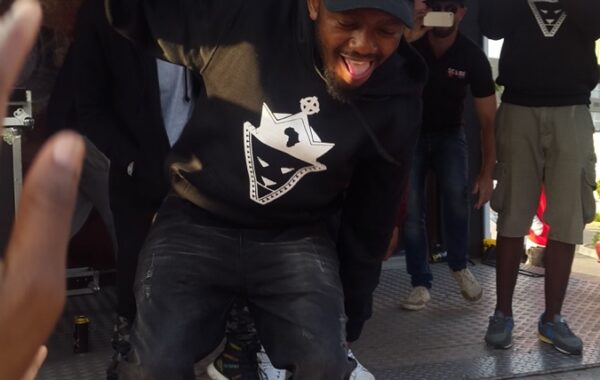 Kwesta gets robbed