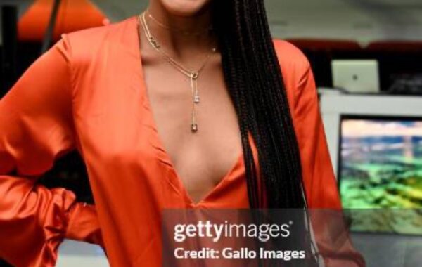 LeAnne Dlamini celebrates anniversary in Paris