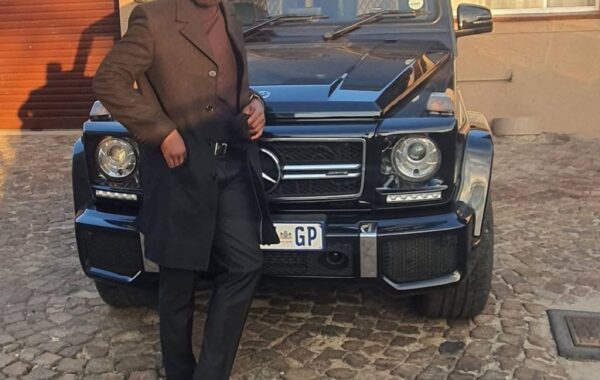 Lesley Musina defends Rapulana against attackers