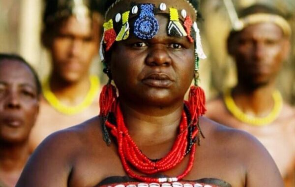 Lindiwe Ndlovu