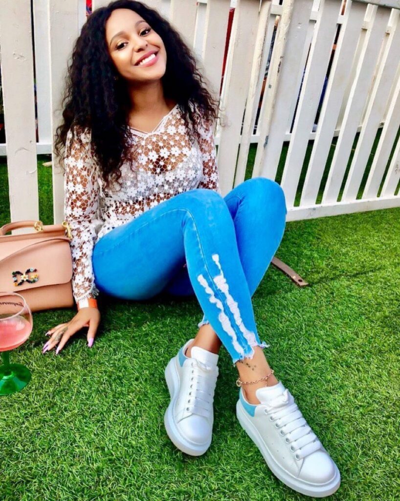 Lizelle Tabane enjoying her baecation!