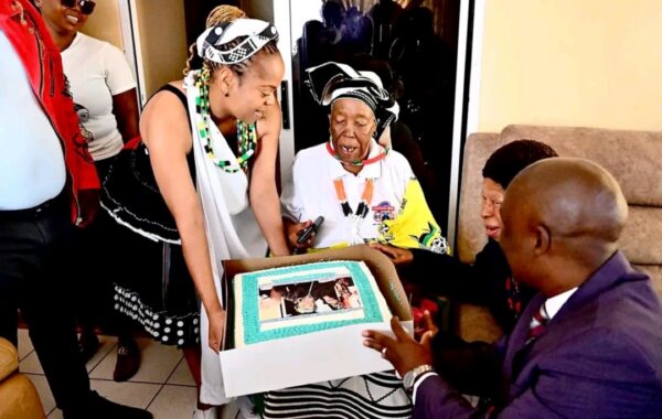 Lydia Mokgokoloshi