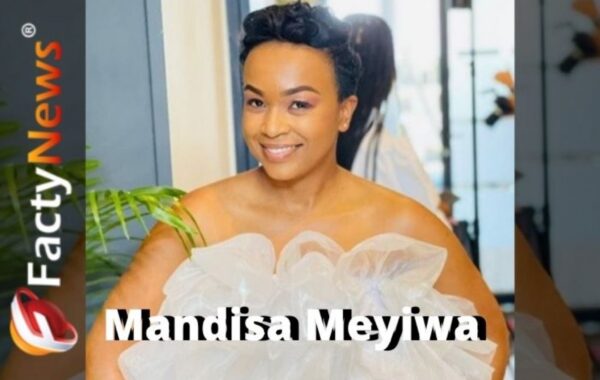 Mandisa Mkhize is living her life and happy
