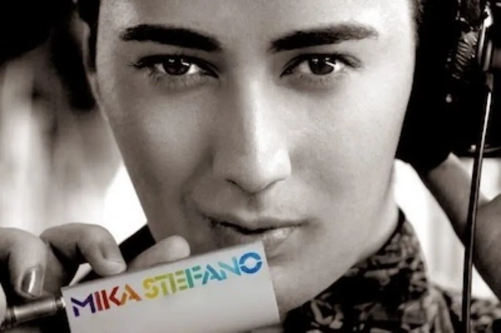 Mika Stefano Gets His Wakaberry On