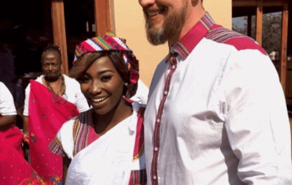 We’re here for Takkies and her husband’s love