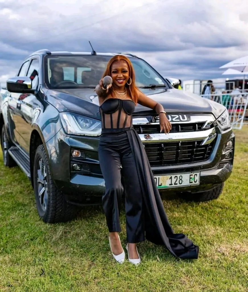 Nomvelo Makhanya Gushes Over Her Bae
