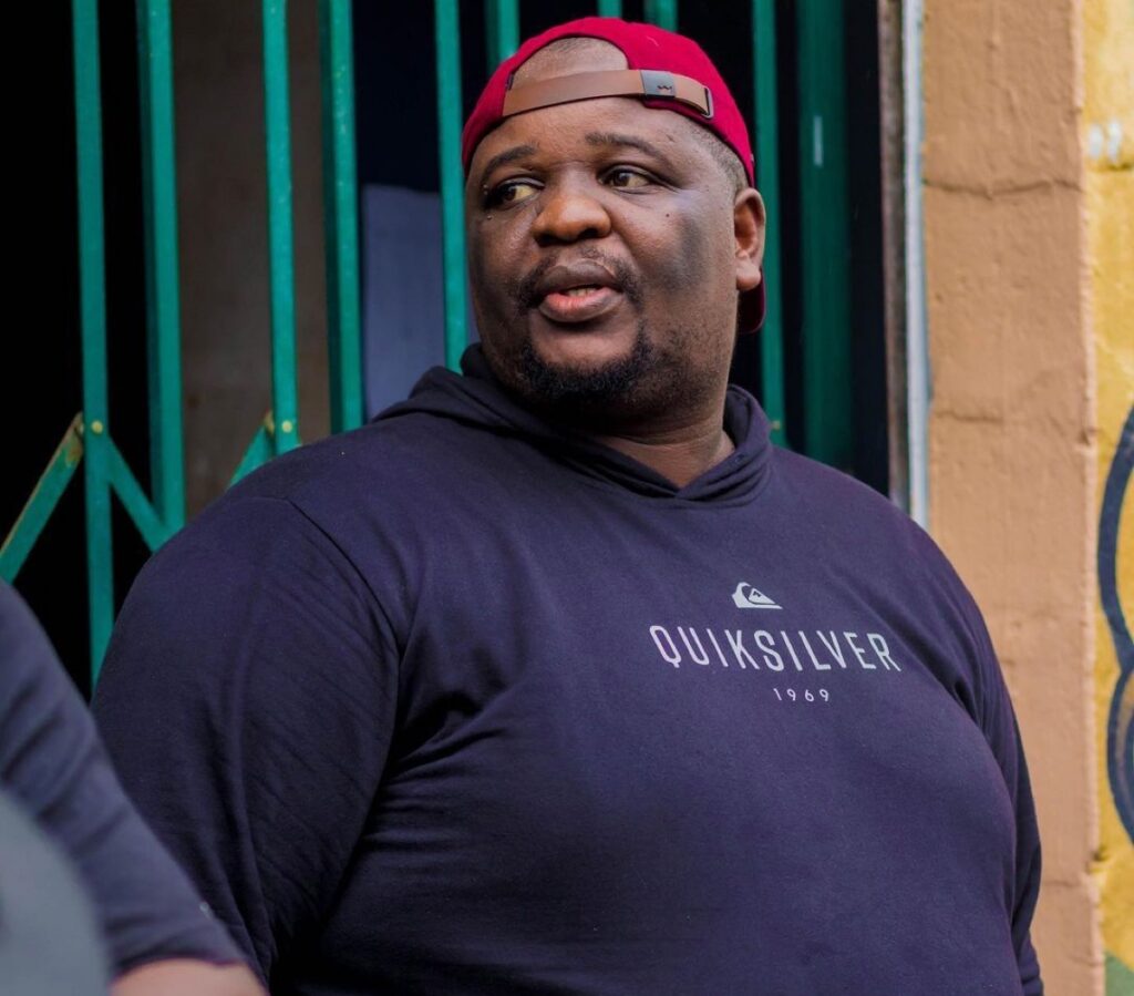 [VIDEO]: Zakwe Shows Off Awards!