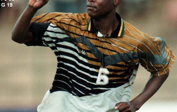 Phil Masinga