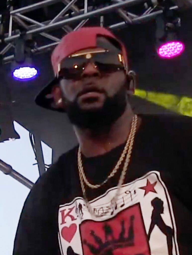 Win Tickets to See R Kelly