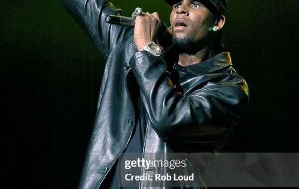 R.Kelly proves he is king of RnB