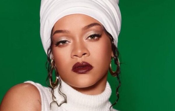 Rihanna runs Puma