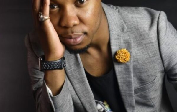 Sandile GQ Ntshingila: Serious about his lady