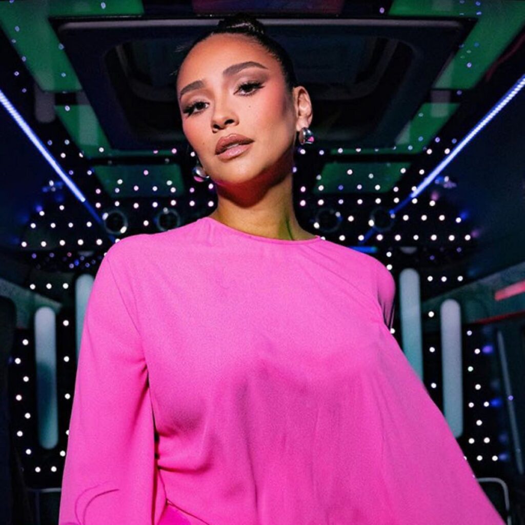 Shay Mitchells