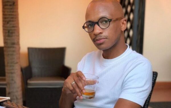 Pics: Psyfo and his girlfriend are the cutest