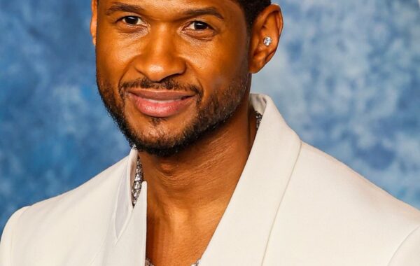 Usher: She came to give it to you