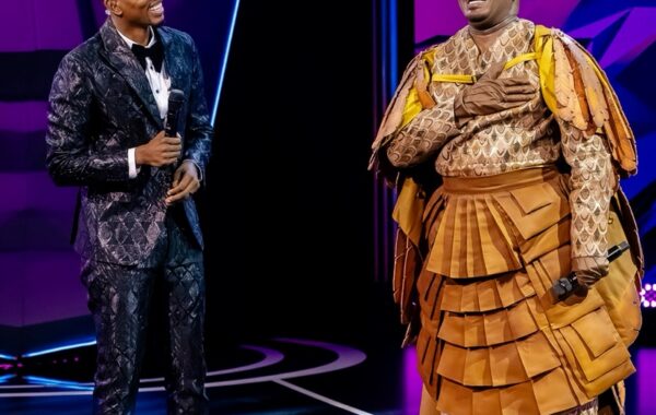 Warren Masemola Inspires Fans As He Sells Oranges At A Roadside