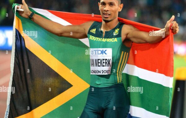 #OlympicsRio16: Wayde Van Niekerk smashes world record to win Olympic gold