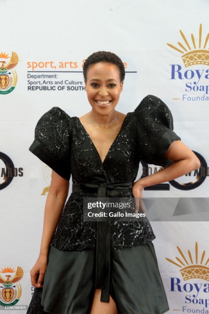 Mzansi Reacts To The New Sis Vee