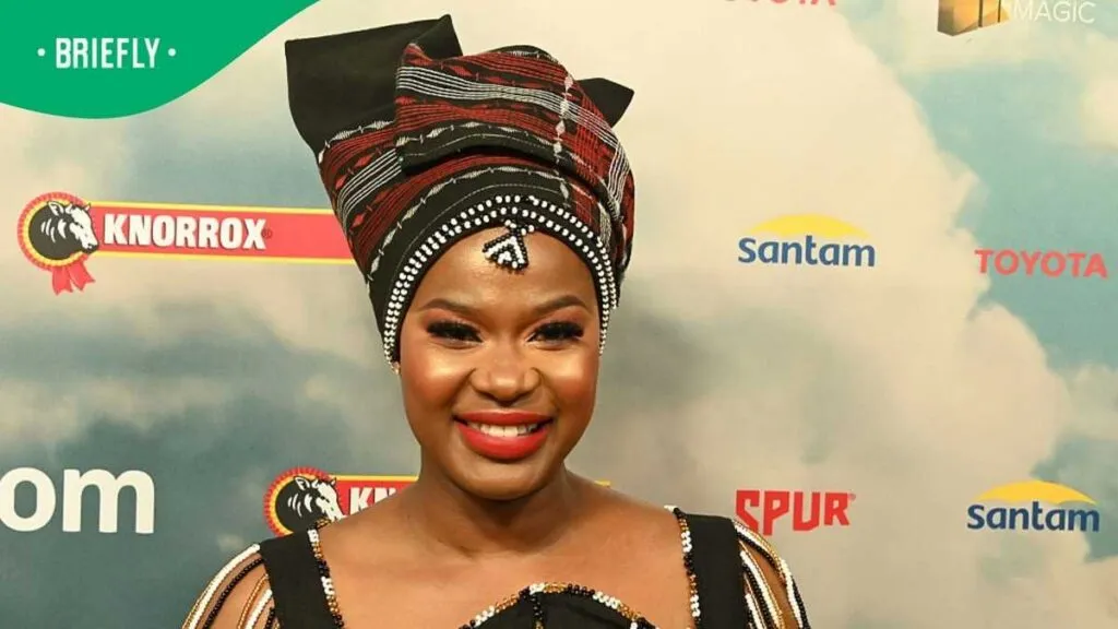 Zenande Mfenyana Gets Exposed Again!
