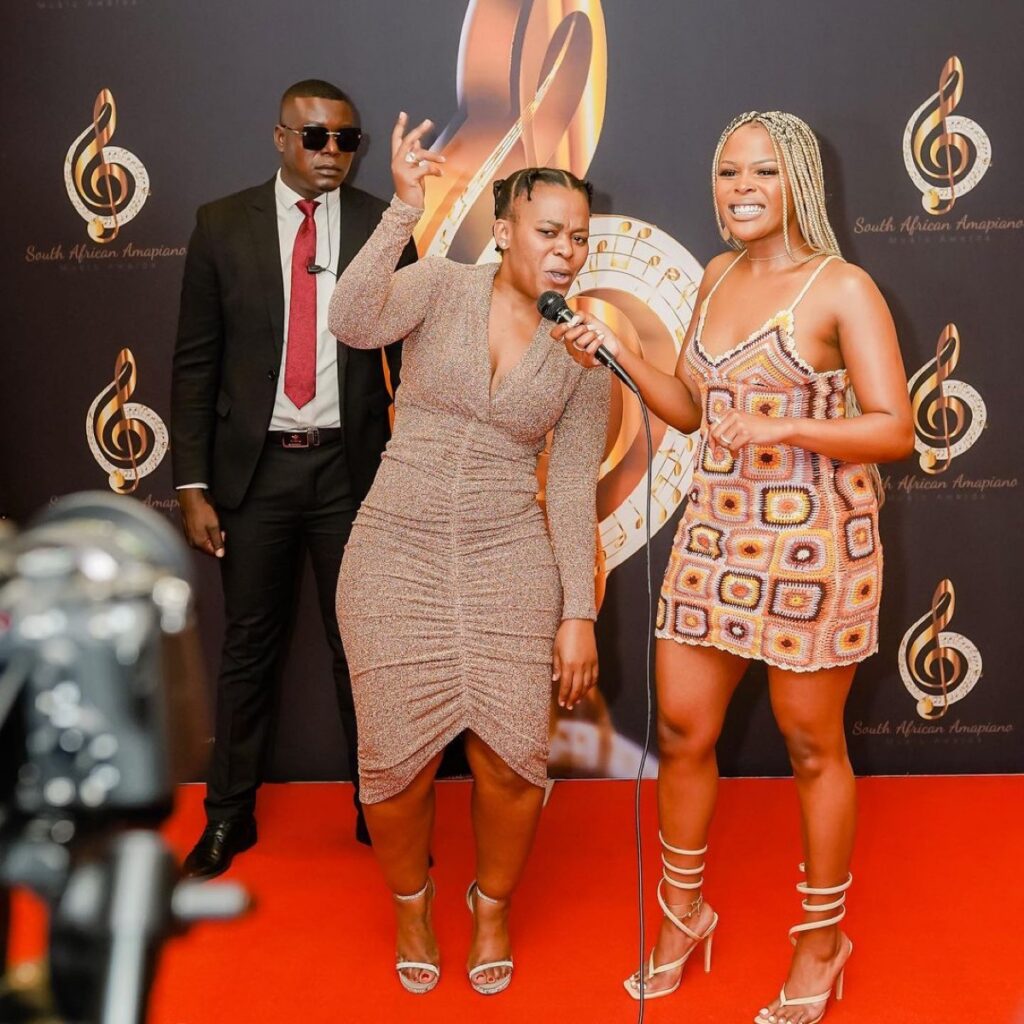 Fans Fight Over Zodwa’s Show