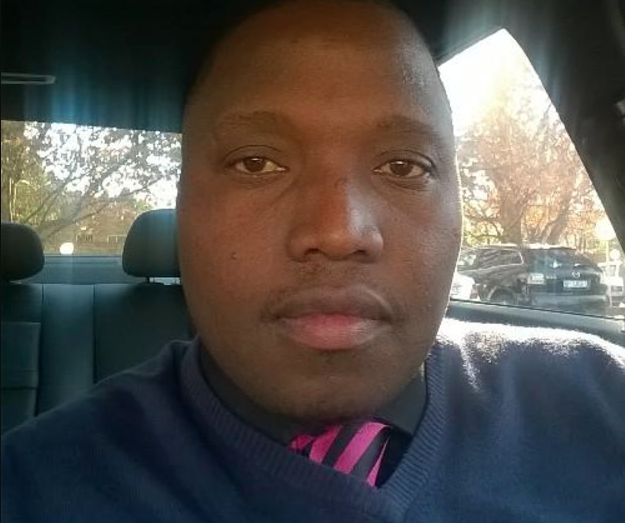 Mandla Hltatshwayo