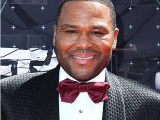 What’s Hot: Anthony Anderson is your MTV MAMA host