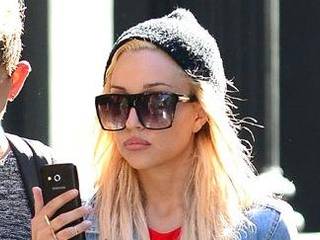What’s Hot: Amanda Bynes caught shoplifting