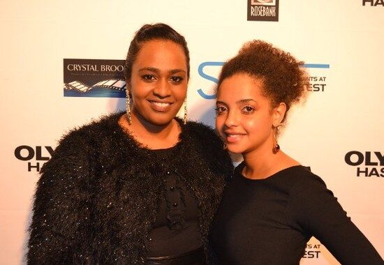 Red Carpet Pics: «Olympus Has Fallen» SA Premiere