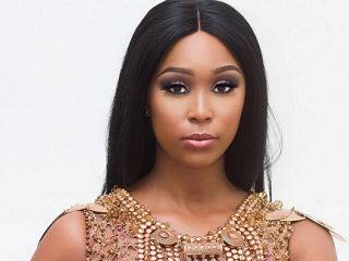 What’s Hot: Minnie Dlamini and her mom take over Nigeria