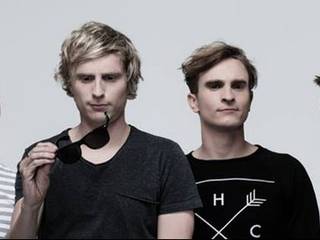 What’s Hot: SA band urges President to Pay Back The Money