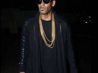 What’s Hot: Ask R Kelly trend turns into a disaster