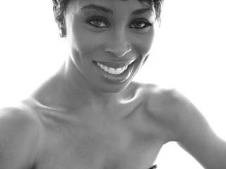 What’s Hot: Khanyi Mbau reveals her Muvhango salary!