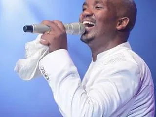 What’s Hot: S’fiso Ncwane finally buys his mother groceries