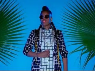 What’s Hot: Toya Delazy responds to hater with love