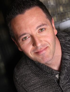 Psychic medium John Edward returns to South Africa