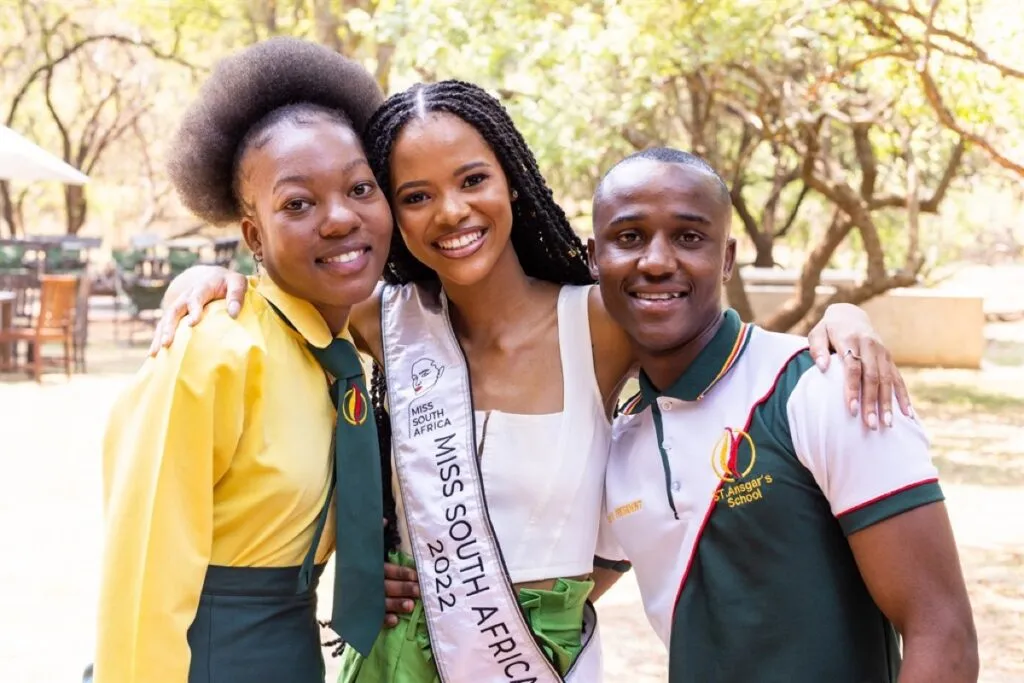 Miss South Africa Learns About The Importance Of Our Human Origins