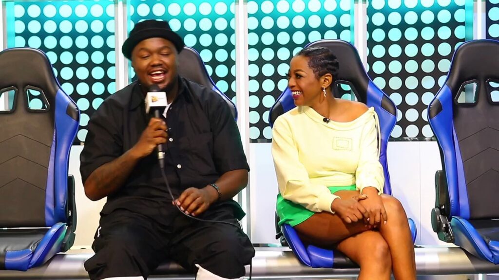 Twitter Divided Over Skhumba
