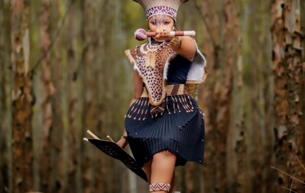 Zalebs Show Off Their Heritage Day Outfits